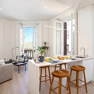 Thyssen Cisneros By Rent Me Appartement